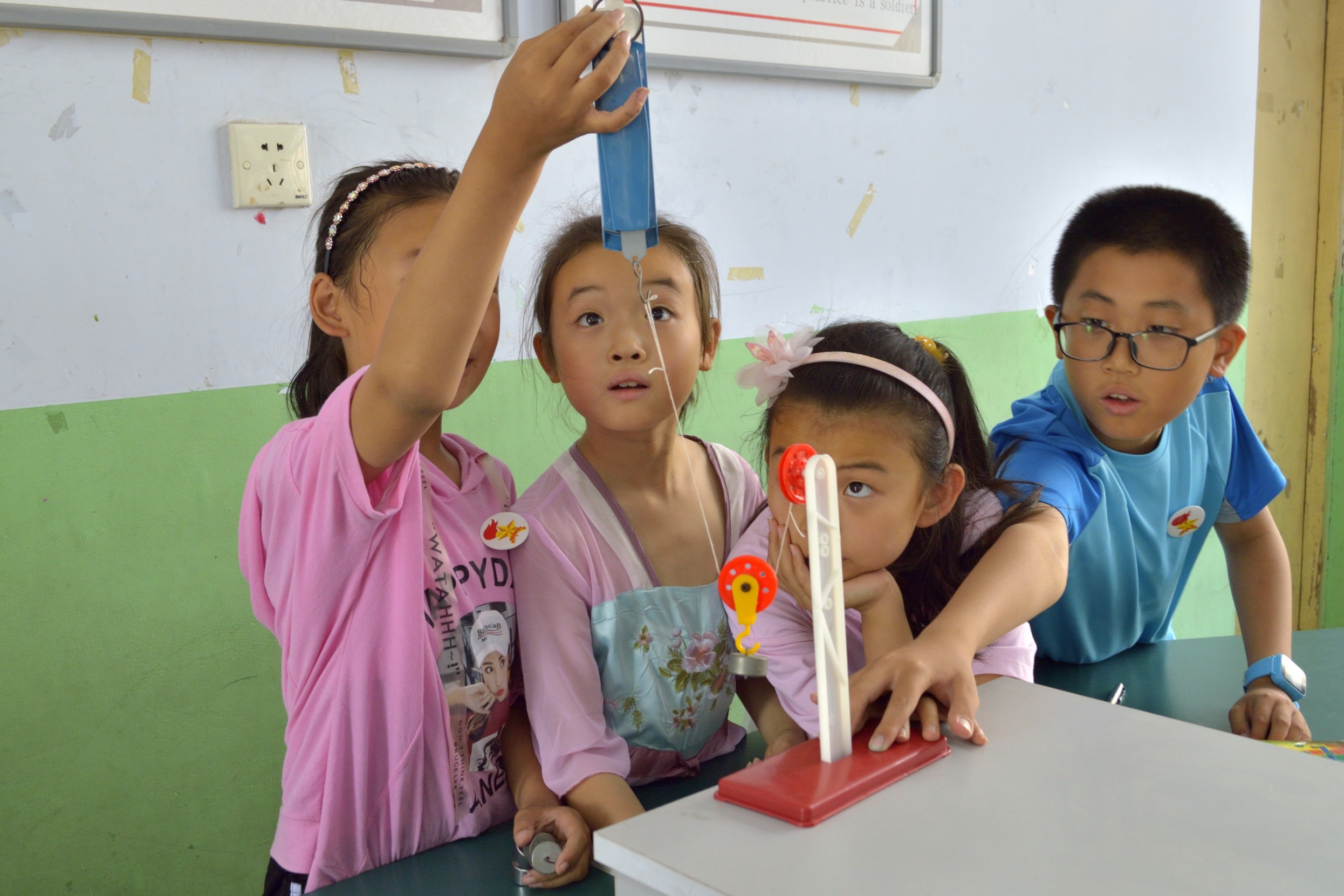 港股午评|恒生指数早盘涨0.27%    恒生生物科技指数领涨大盘