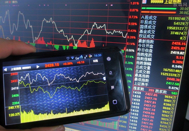 精彩抢先看！跟着神十三航天员飞上太空了解“窗外蓝星”