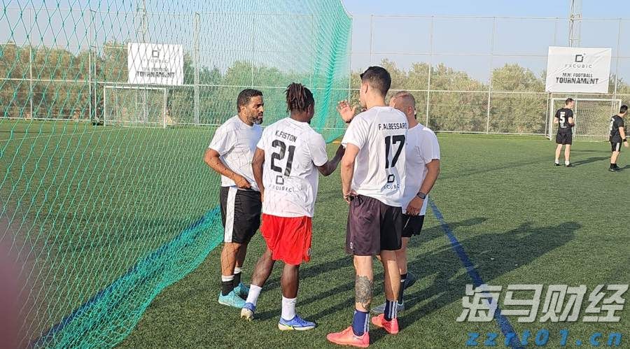 港股收盘(08.14) | 恒指收跌0.37% 内险股表现强劲 多数医药股延续涨势