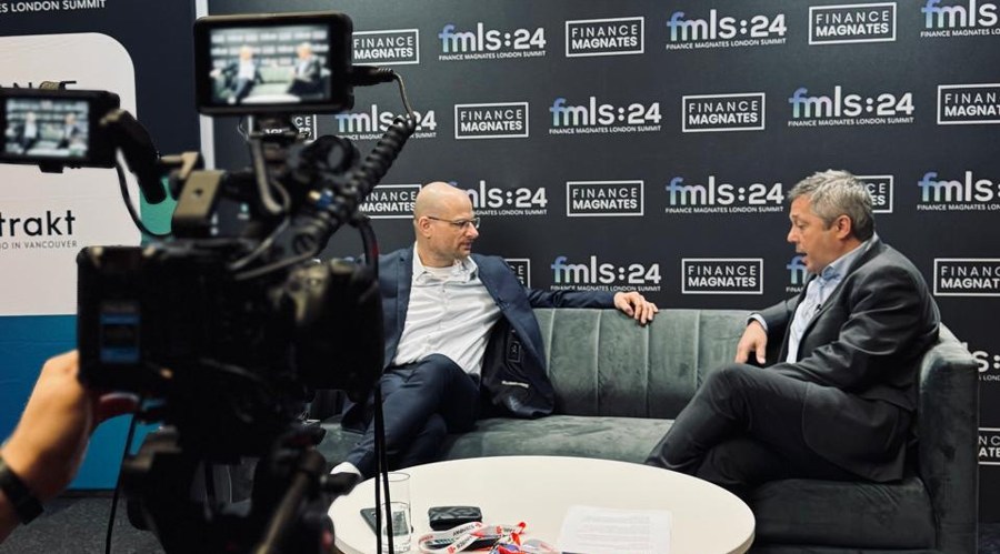 老人丢失生活费陷困境，志愿者捐款送饭暖人心